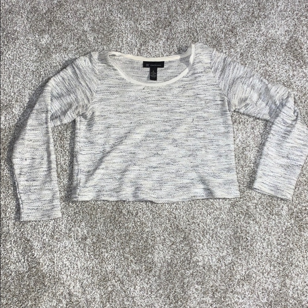 Cropped sweater